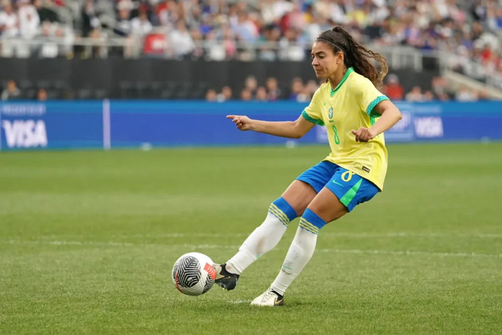 Atleta da Seleção Brasileira Feminina destaca a força do time japonês