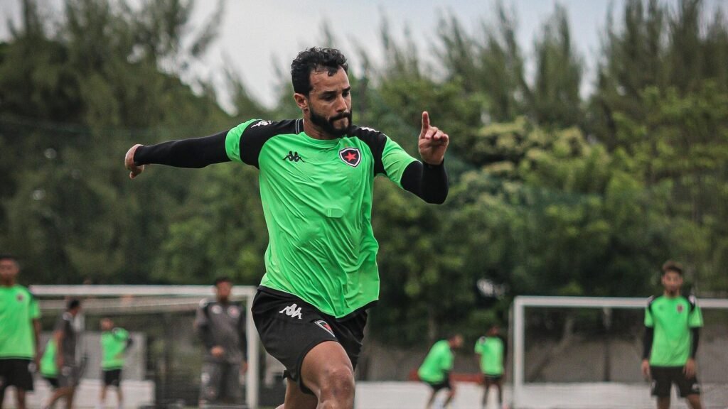 Flamengo tem duas derrotas na história para clubes paraibanos, e ambas para o Botafogo-PB