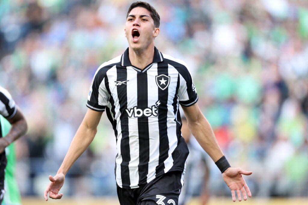 Jair comemora o primeiro gol do Botafogo em Mundiais. Foto: Vítor Silva/BFR.
