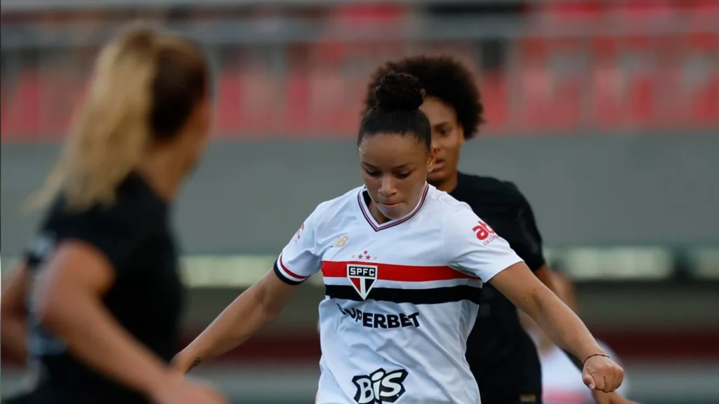 Corinthians perde no fim para o São Paulo no Paulistão Feminino