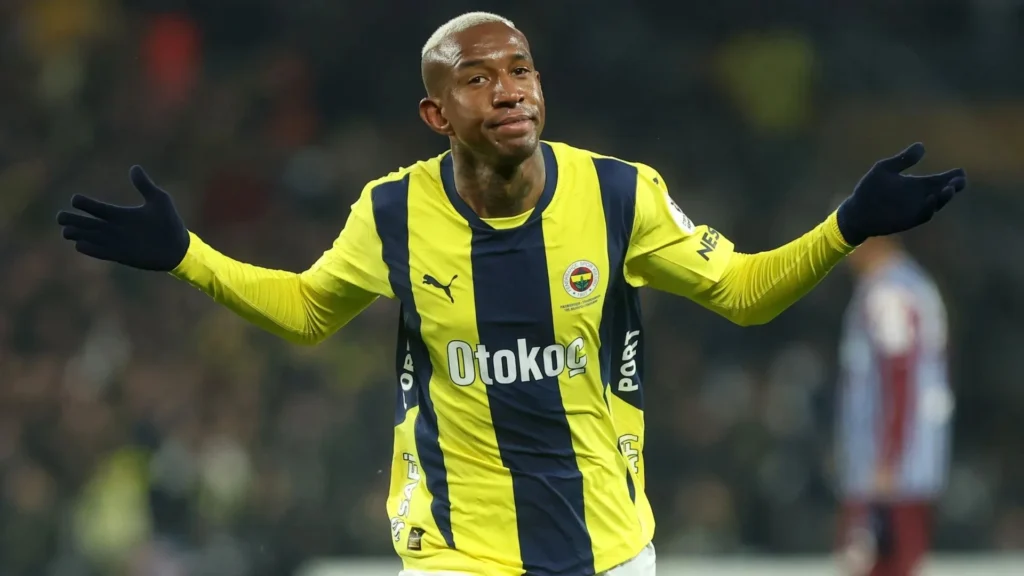 Corinthians sonda Anderson Talisca, que pode retornar ao futebol brasileiro