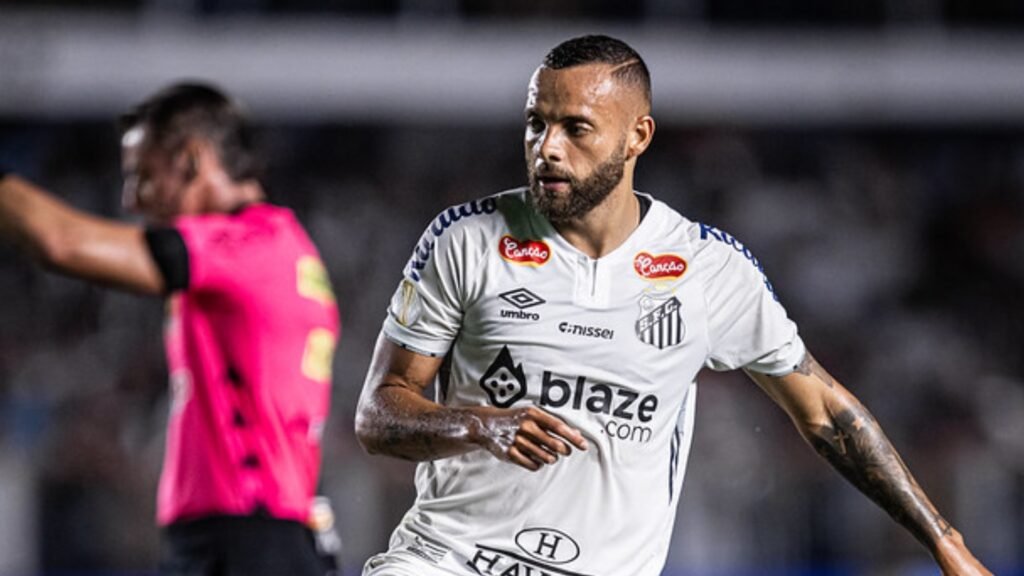 Guilherme desabafa sobre críticas da torcida