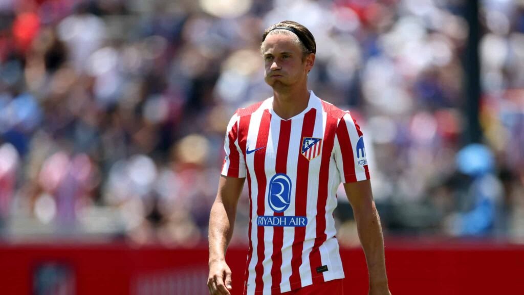 Llorente, do Atlético de Madrid, reclama de forte calor