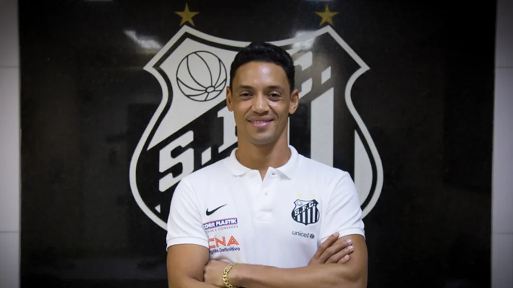 Ricardo Oliveira não hesita ao comentar situação do clube