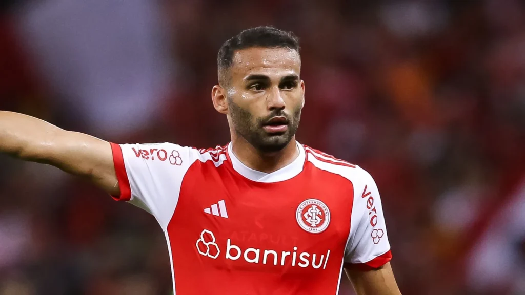 Torcida aprova saída de Thiago Maia, do Internacional, para a MLS