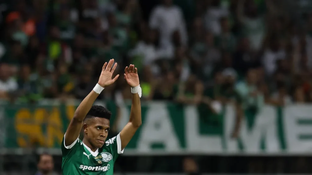 revela emoção por se despedir do time no Mundial
